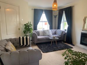 Living Room- click for photo gallery
